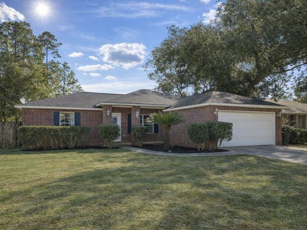 2650 Hidden Estates Circle, Navarre, FL 32566