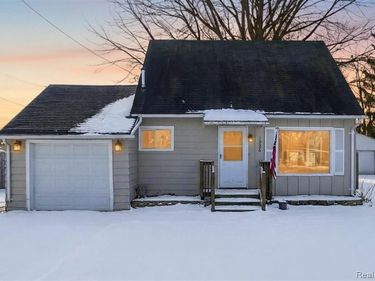 1926 Kilbourn Avenue, Caledonia Twp, MI 48867