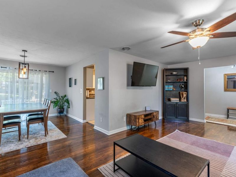 6000 Cobbleskill Court, Centerville, OH 45459 Photo 8