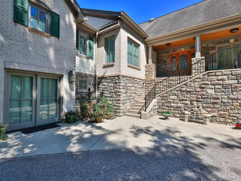 4975 Miami Road, Indian Hill, OH 45243 Photo 5