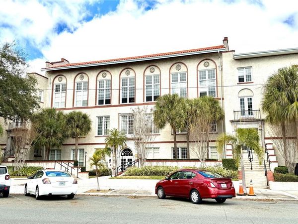 701 MIRROR LAKE DRIVE N, Unit 121, ST PETERSBURG, FL 33701