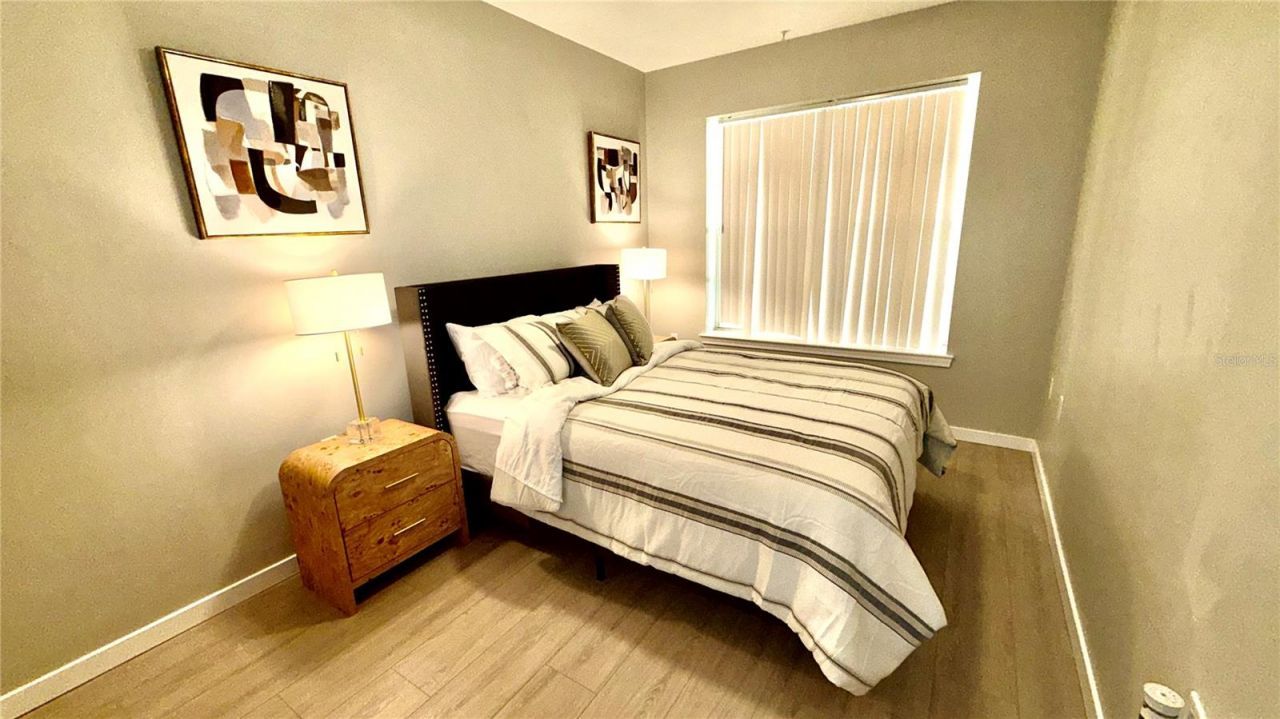 701 Mirror Lake Drive N, Unit 121, Saint Petersburg, FL 33701 Photo