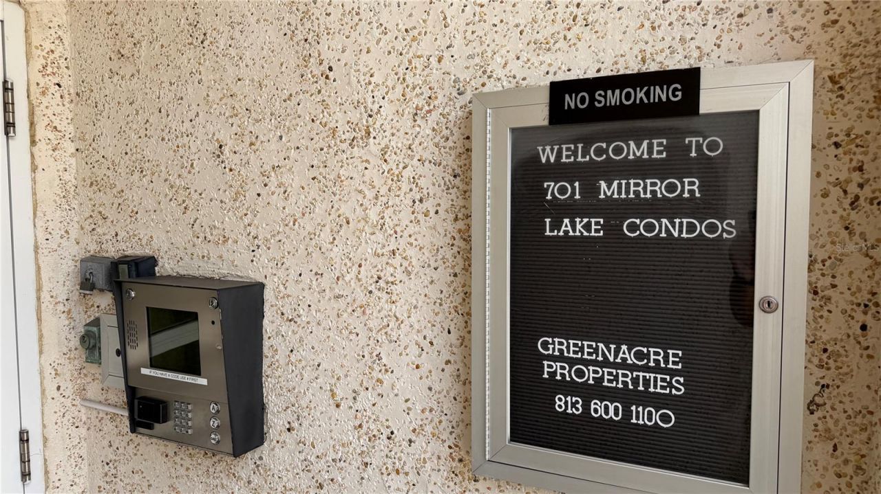 701 Mirror Lake Drive N, Unit 121, Saint Petersburg, FL 33701 Photo