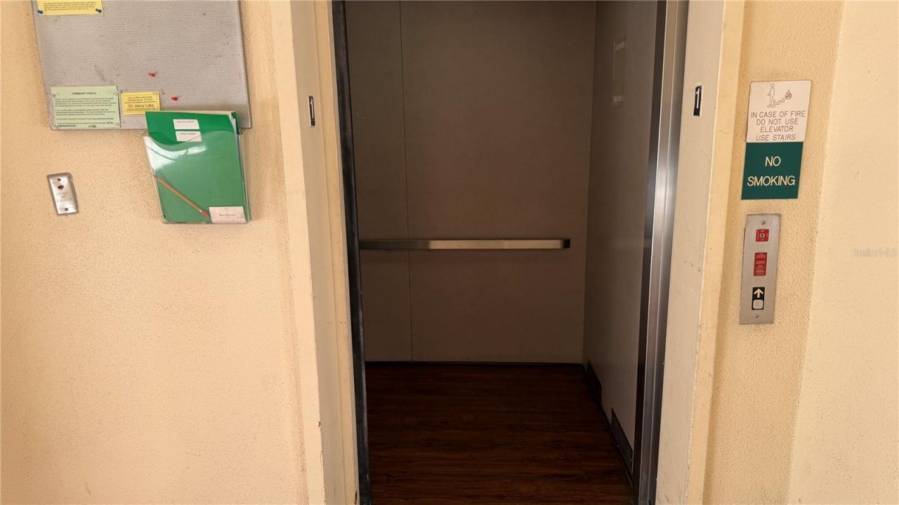 701 Mirror Lake Drive N, Unit 121, Saint Petersburg, FL 33701 Photo