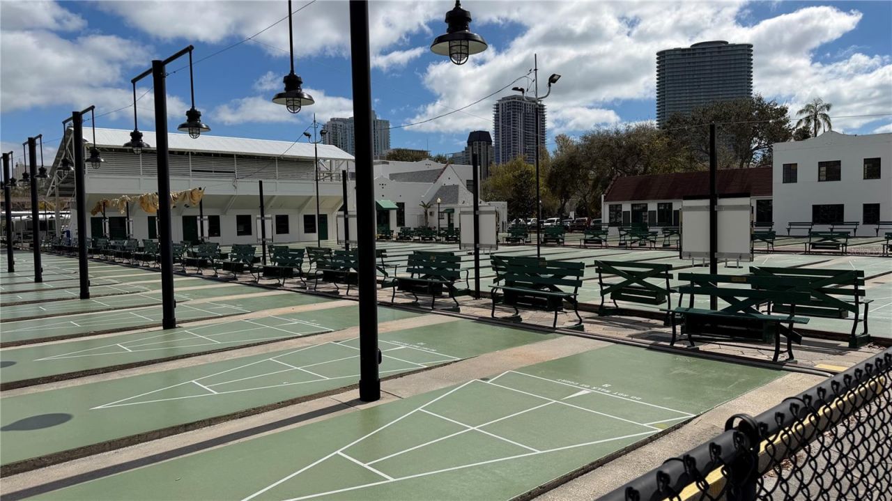 701 Mirror Lake Drive N, Unit 121, Saint Petersburg, FL 33701 Photo