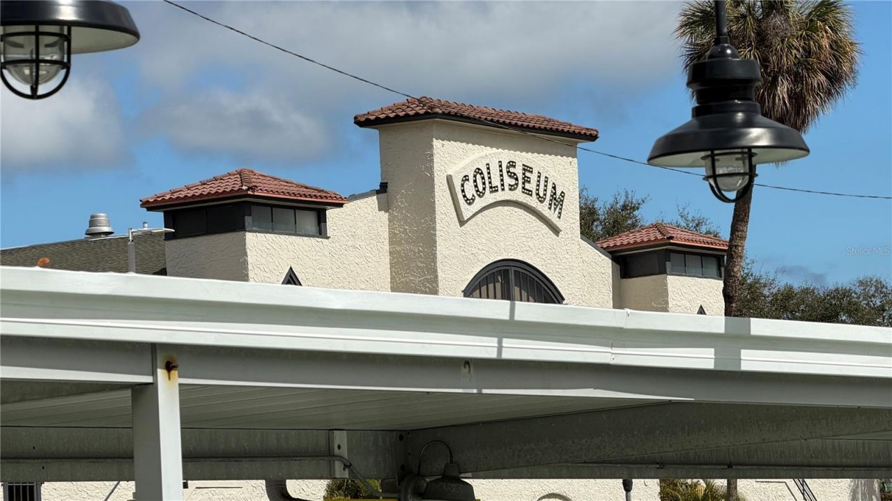 701 Mirror Lake Drive N, Unit 121, Saint Petersburg, FL 33701 Photo