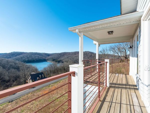 132 Highbridge Dr, Smithville, TN 37166