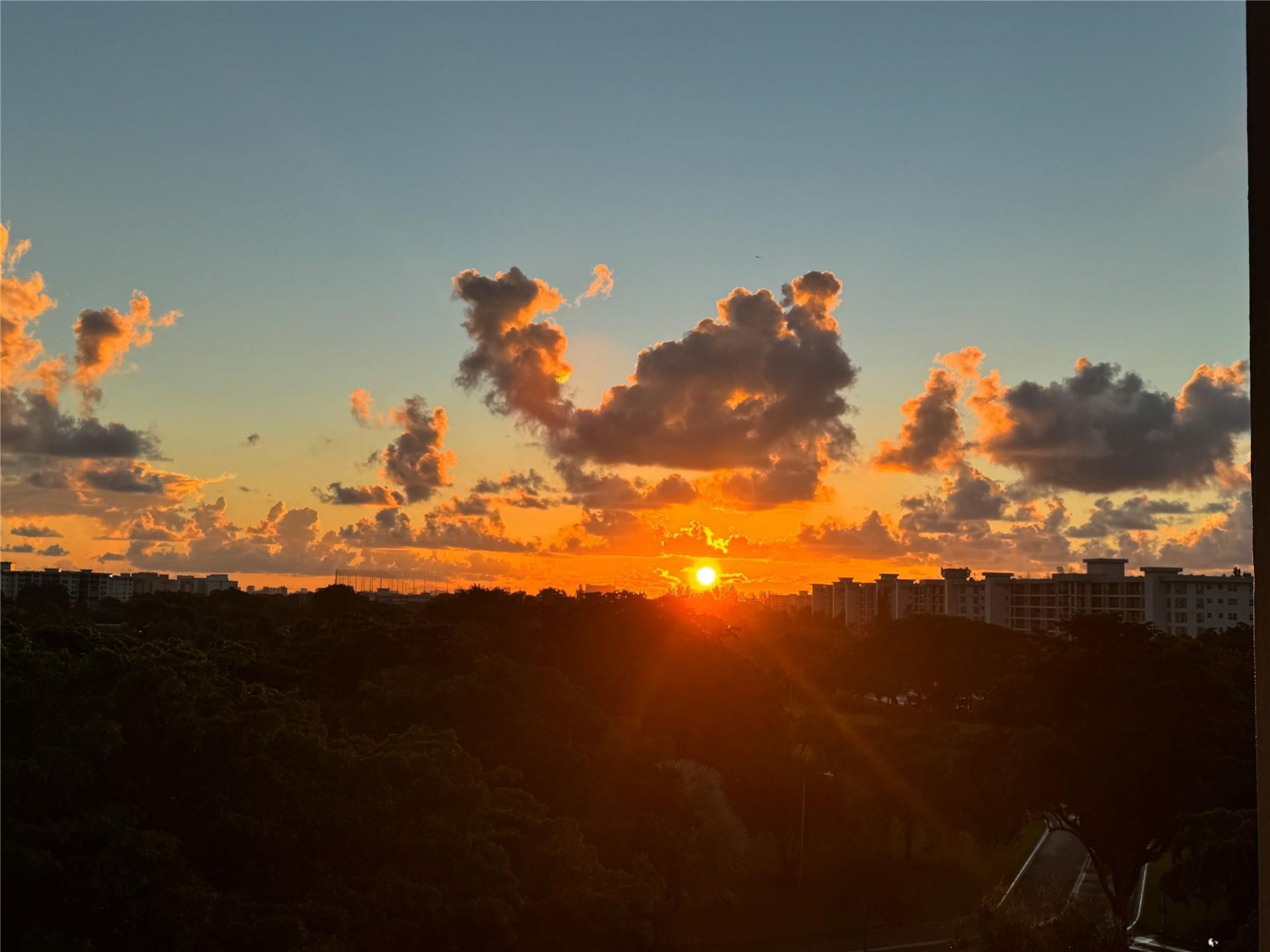 575 Oaks Lane, Unit 703, Pompano Beach, FL 33069 Photo