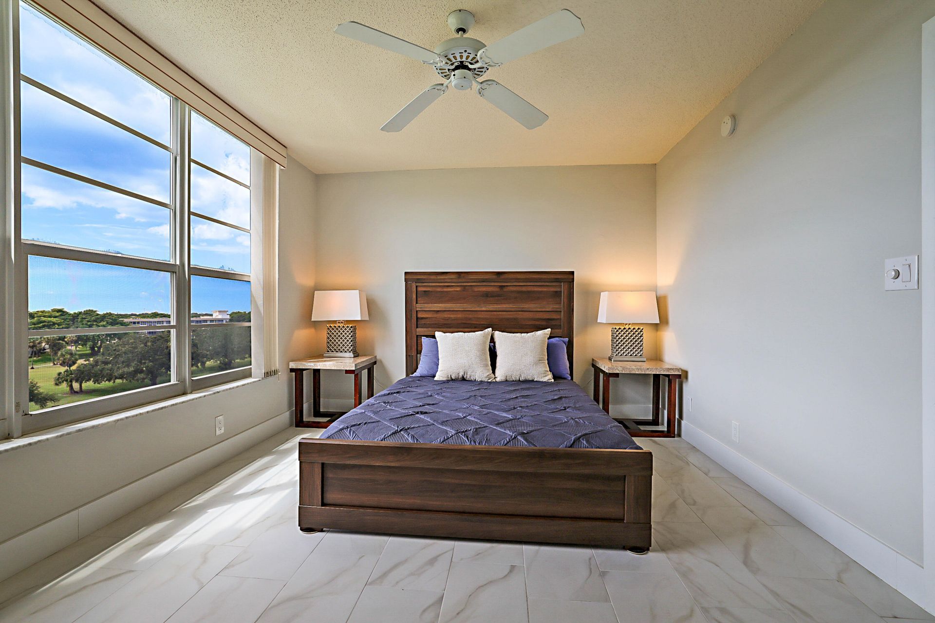 575 Oaks Lane, Unit 703, Pompano Beach, FL 33069 Photo