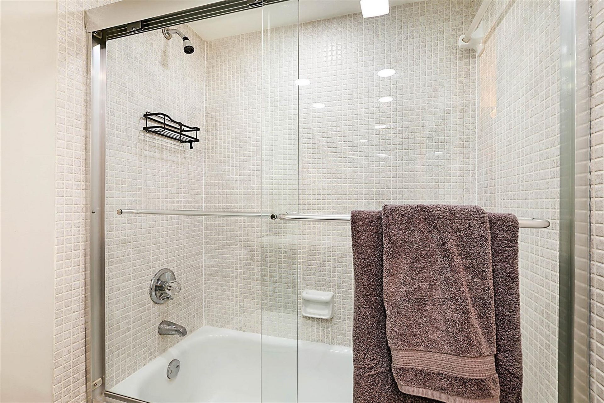 575 Oaks Lane, Unit 703, Pompano Beach, FL 33069 Photo