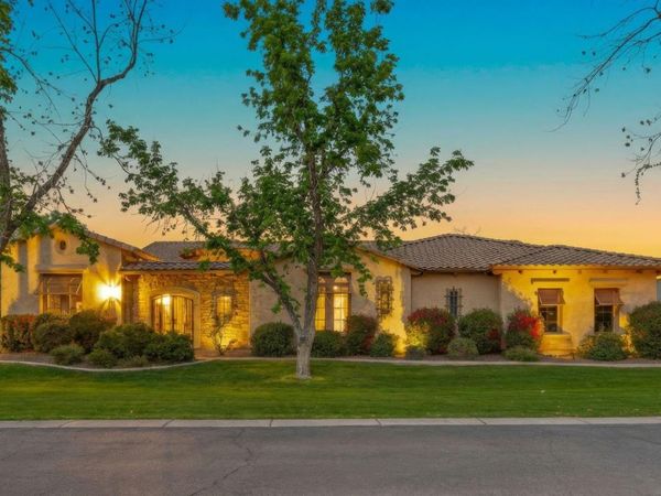 20320 E SUNSET Court, Queen Creek, AZ 85142