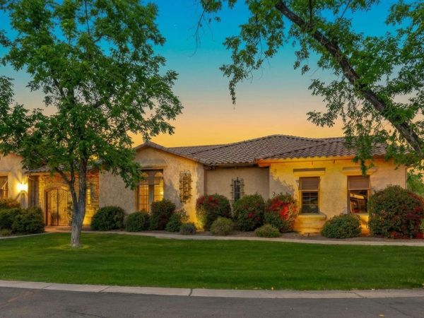 20320 E SUNSET Court, Queen Creek, AZ 85142