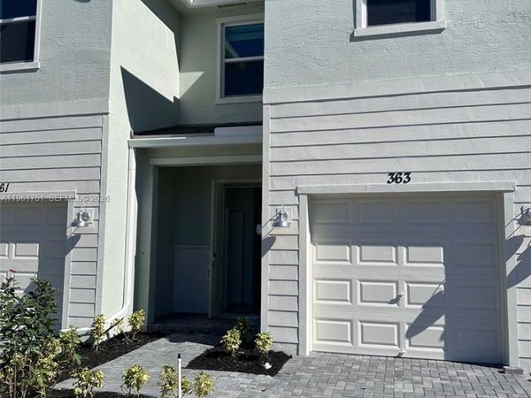 363 SE Crossoak Ln , Port St. Lucie, FL 34984