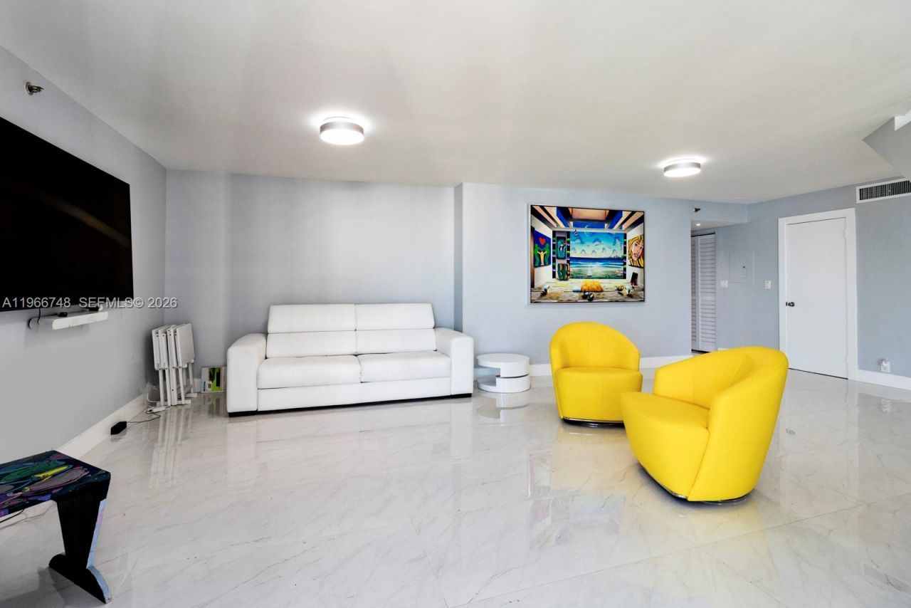 6767 Collins Ave, Unit 1903, Miami Beach, FL 33141 Photo