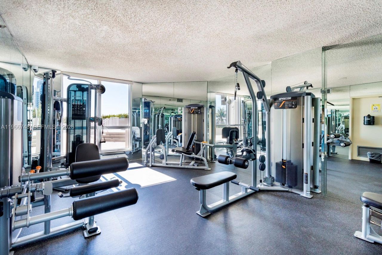 6767 Collins Ave, Unit 1903, Miami Beach, FL 33141 Photo