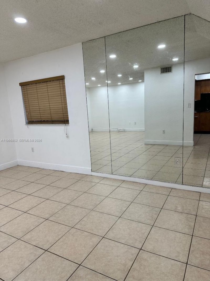 7205 W 3rd Ave , Hialeah, FL 33014 Photo