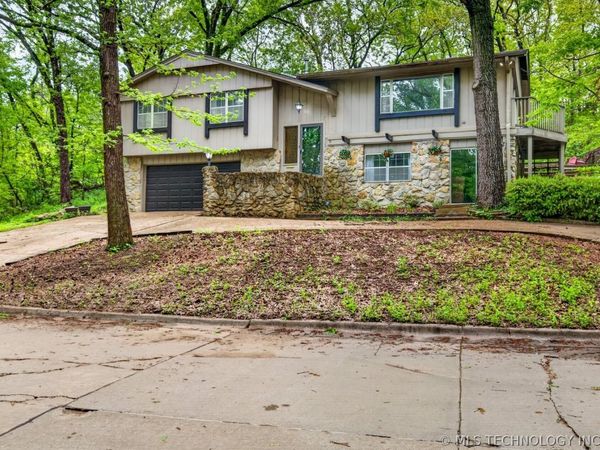 1800 Polaris Drive, Bartlesville, OK 74006