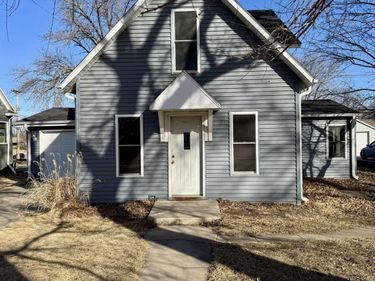 107 E 7th Street, Stromsburg, NE 68666