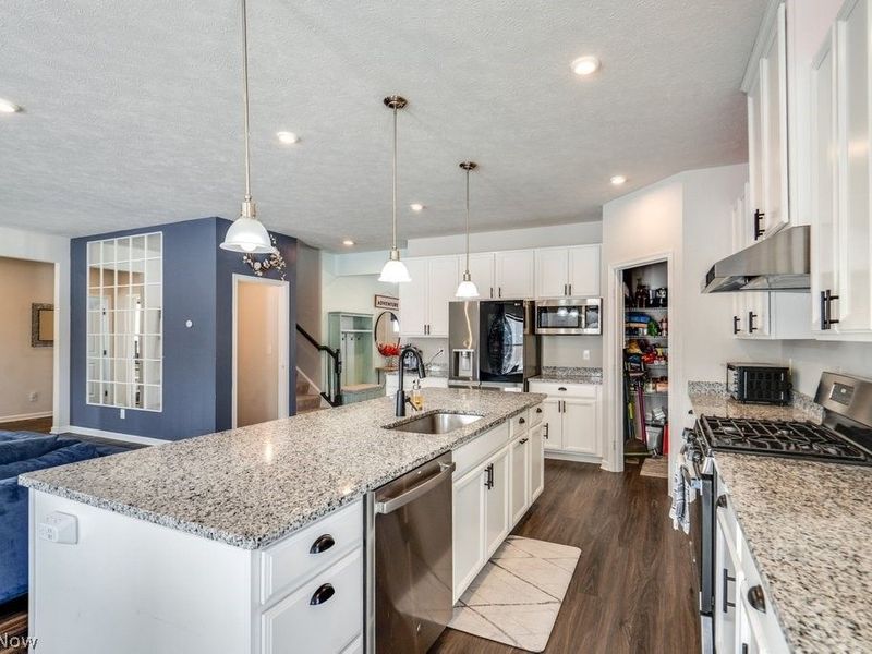8325 Bedaos Drive, Mentor, OH 44060 Photo 10