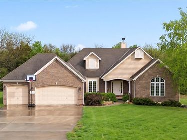 28919 Hackberry Circle, Paola, KS 66071