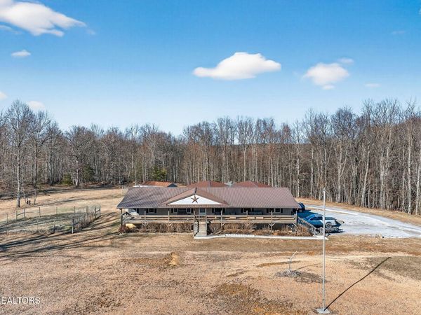 3773 Glade Creek Rd, Sparta, TN 38583