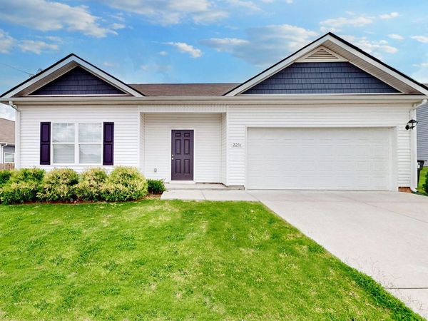 2216 Zeva Cir, Columbia, TN 38401