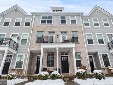 930 ANVIL COURT, PHOENIXVILLE, PA 19460