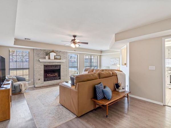 1303 N Flamingo Road, Rogers, AR 72756