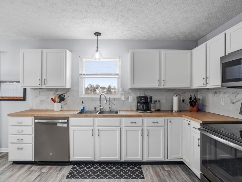 1595 Morrison Farms Drive, Blacklick, OH 43004 Photo 3