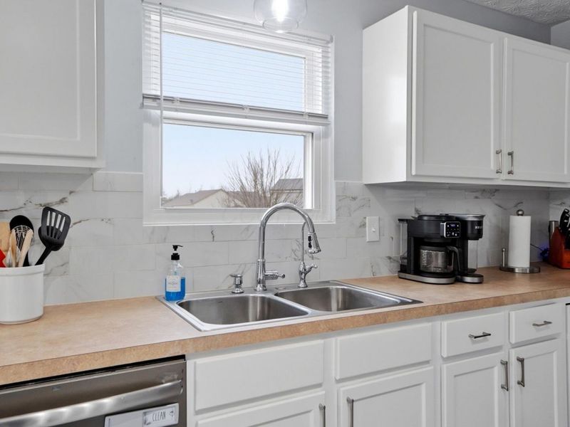 1595 Morrison Farms Drive, Blacklick, OH 43004 Photo 4