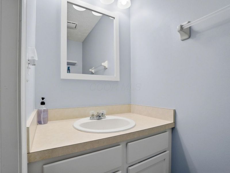 1595 Morrison Farms Drive, Blacklick, OH 43004 Photo 9