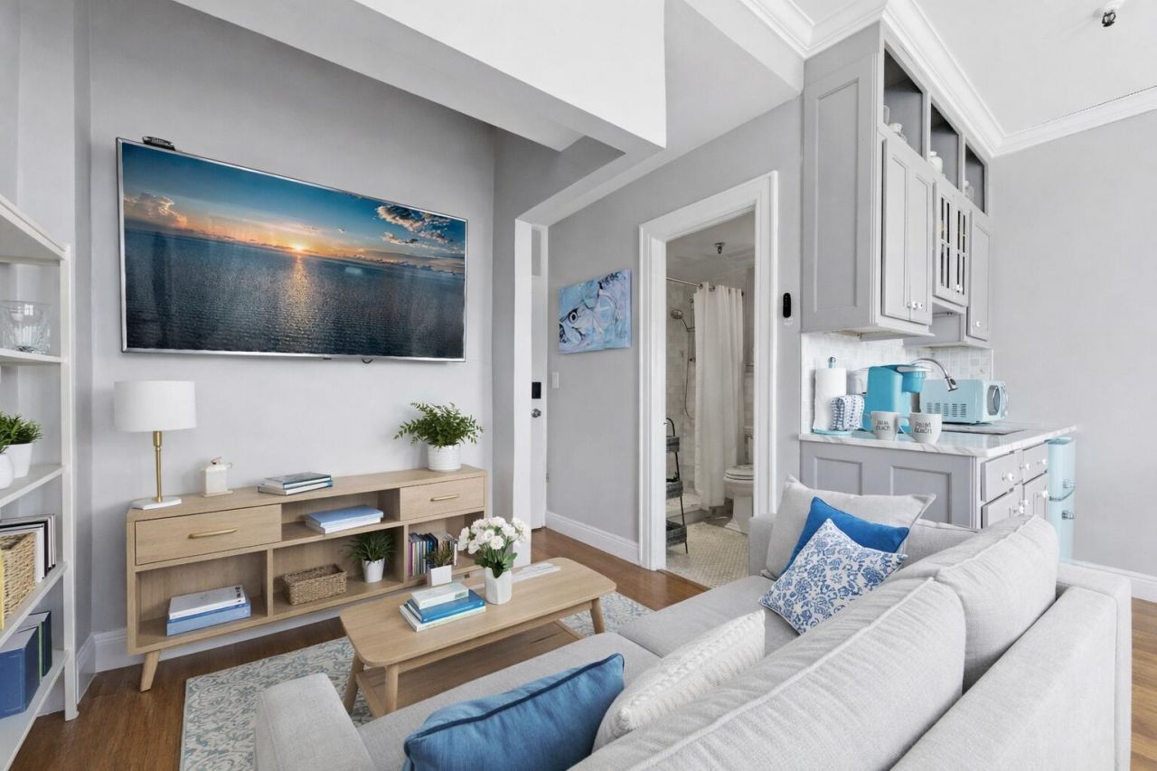 235 Sunrise Avenue, Unit 3013, Palm Beach, FL 33480 Photo