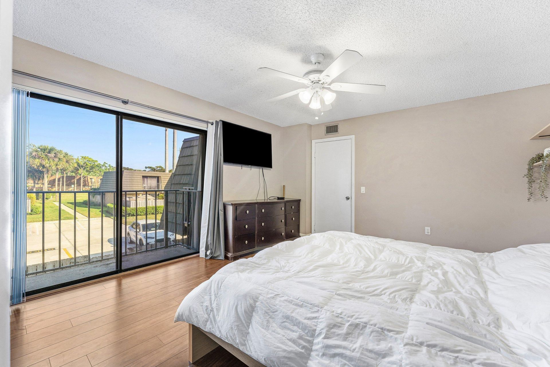 4124 41st Way, West Palm Beach, FL 33407 Photo