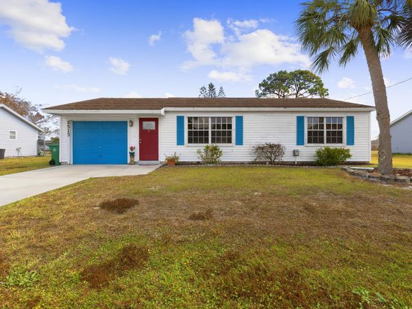 2513 SE Richmond Street, Port Saint Lucie, FL 34952