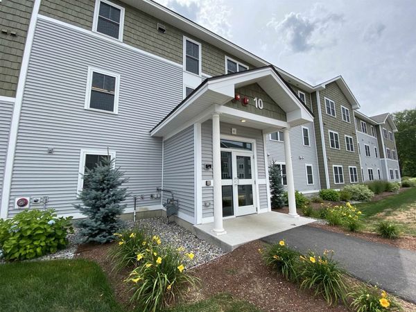 10 East Ridge Drive, Unit 307, Milford, NH 03055
