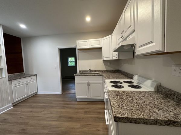 80 Main Street, Winchester, NH 03470