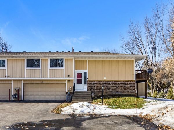 6686 Ives Lane N, Maple Grove, MN 55369