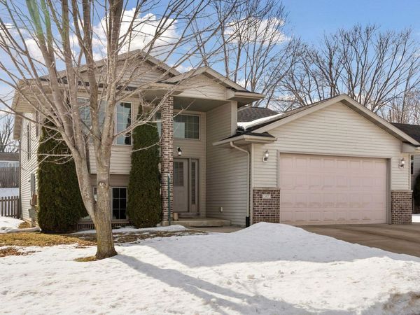 347 Brookestone Drive SE, Rochester, MN 55904