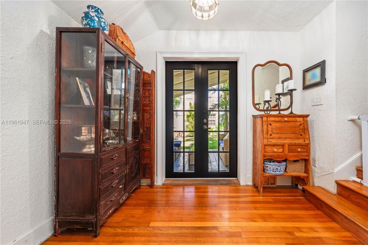 813 NE 81st St, Miami, FL 33138 Photo