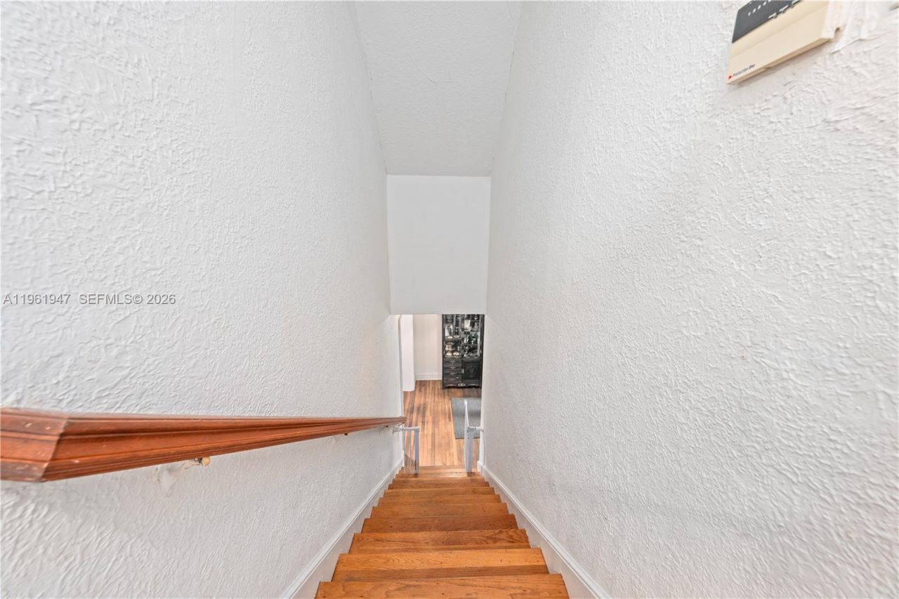 813 NE 81st St, Miami, FL 33138 Photo