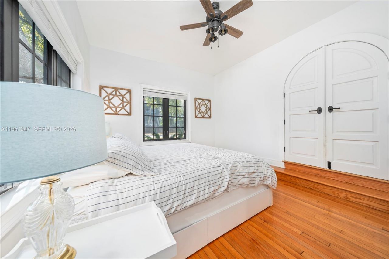 813 NE 81st St, Miami, FL 33138 Photo