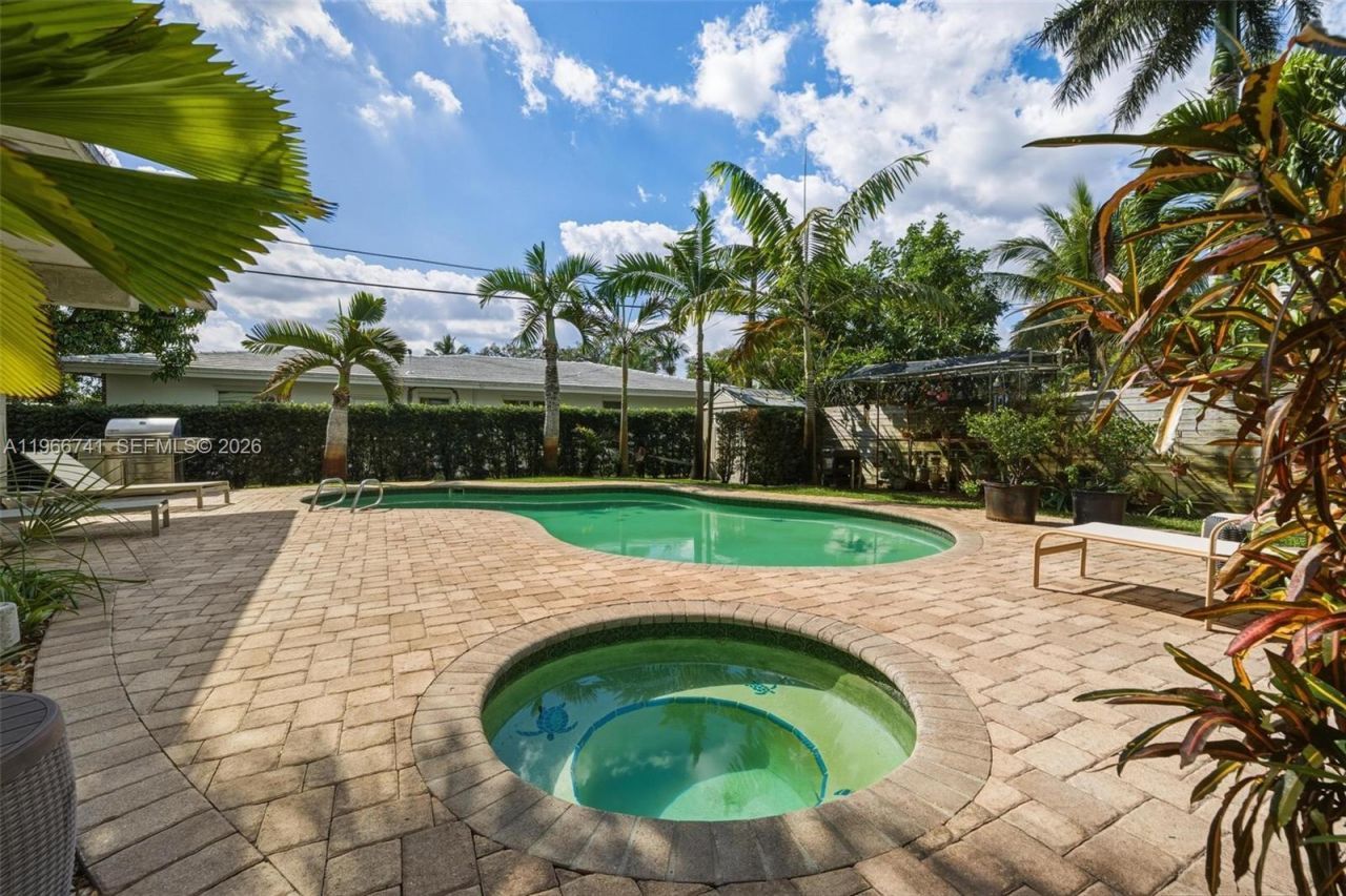 1400 SW 12th Ct, Fort Lauderdale, FL 33312 Photo