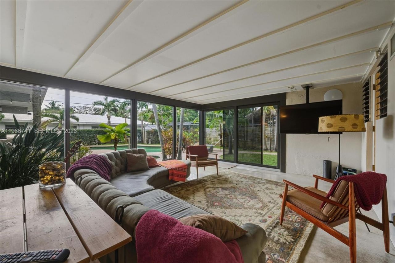 1400 SW 12th Ct, Fort Lauderdale, FL 33312 Photo