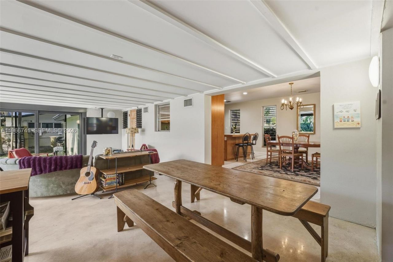 1400 SW 12th Ct, Fort Lauderdale, FL 33312 Photo