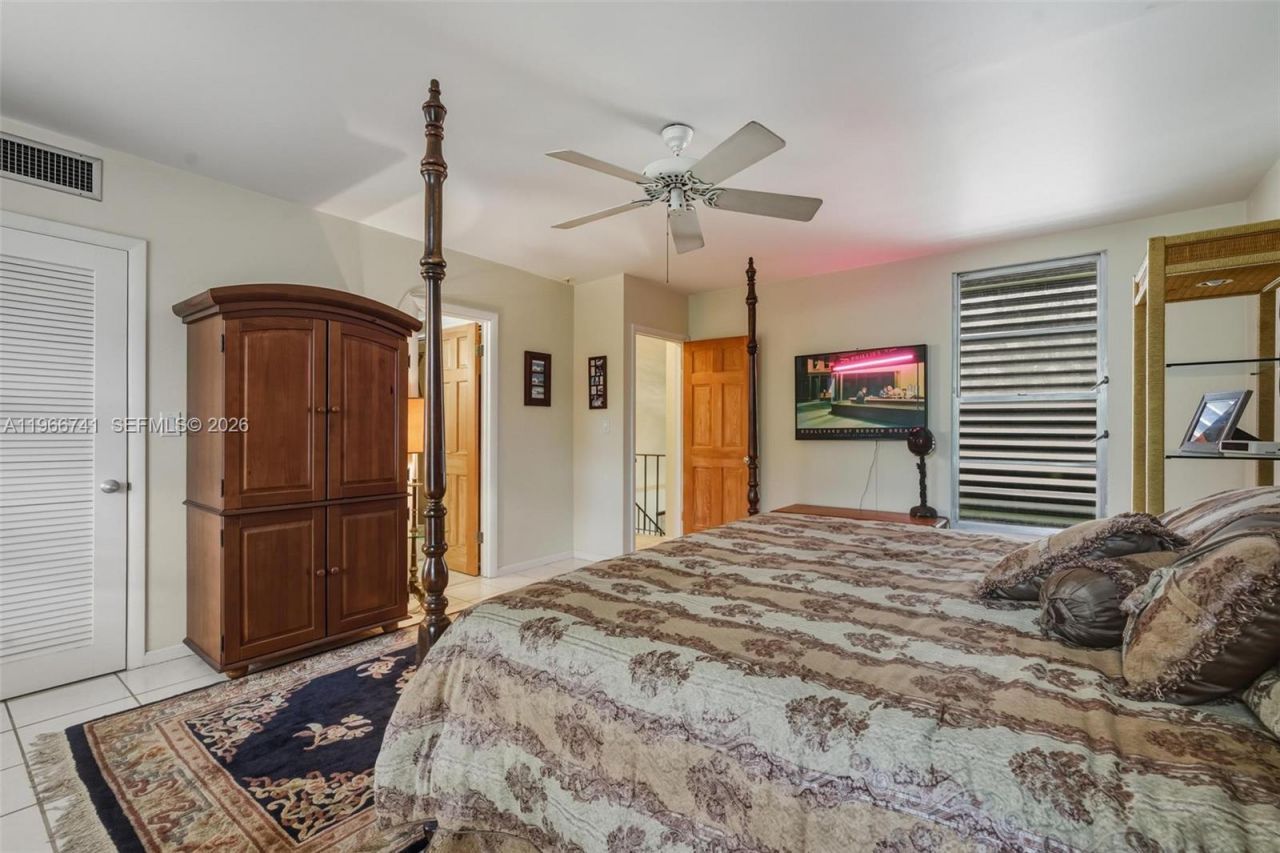 1400 SW 12th Ct, Fort Lauderdale, FL 33312 Photo