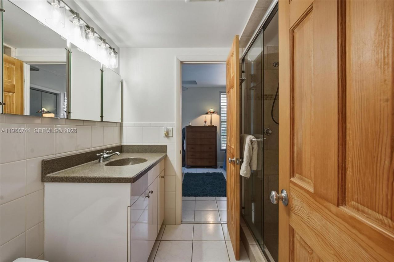 1400 SW 12th Ct, Fort Lauderdale, FL 33312 Photo