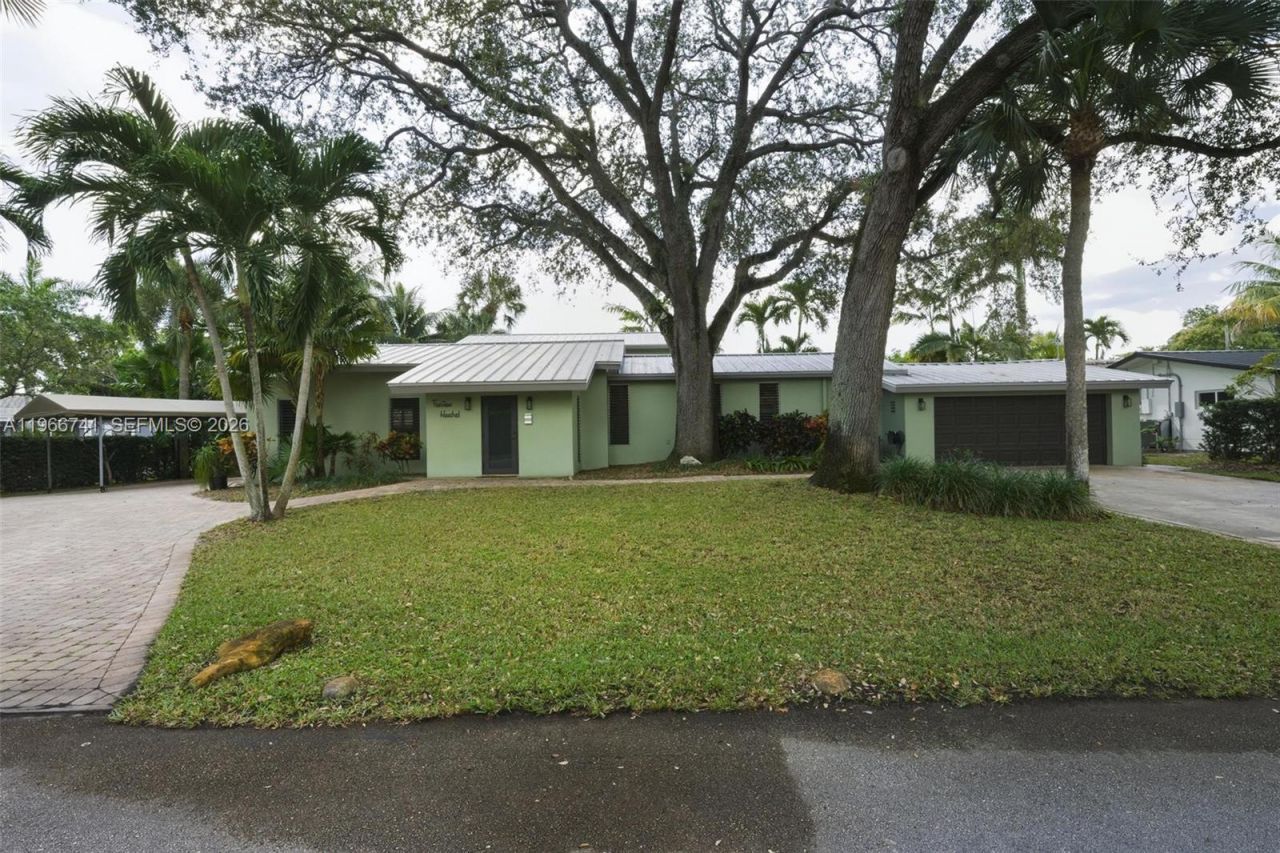 1400 SW 12th Ct, Fort Lauderdale, FL 33312 Photo