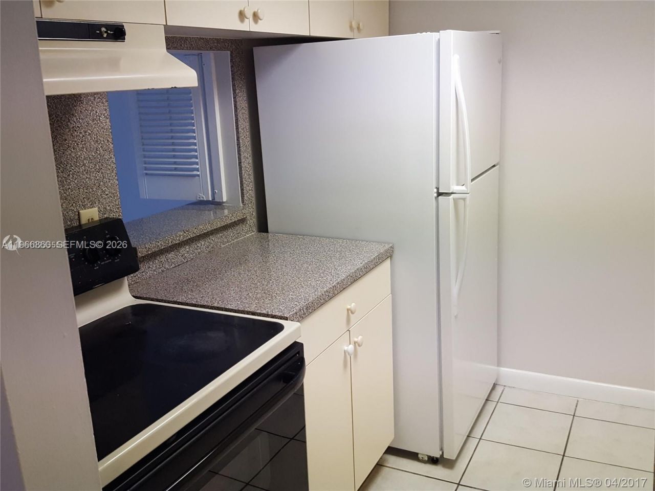 14601 N Kendall Dr , Unit 208K, Miami, FL 33186 Photo