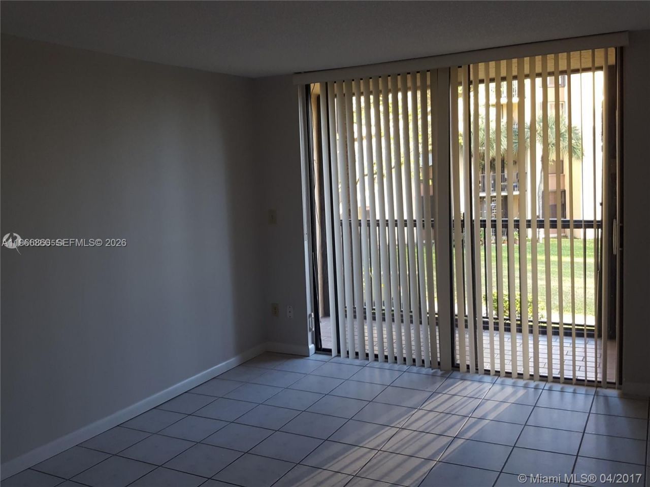 14601 N Kendall Dr , Unit 208K, Miami, FL 33186 Photo