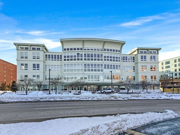 10 Ocean Ave, Unit 213, Revere, MA 02151